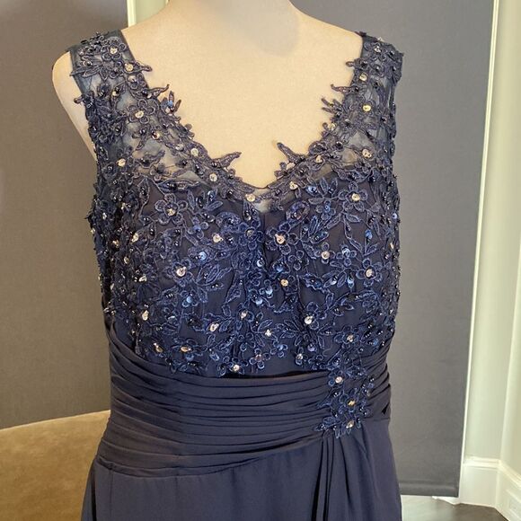 Women’s Blue Chiffon Lace Appliqué Sleeveless Dress with Matching Jacket Size 10 - Picture 5 of 13